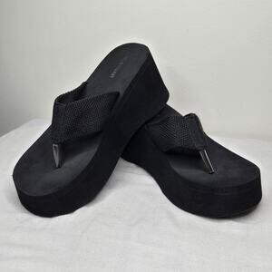 Colin Stuart Black Platform Thong Sandals Size 7.5